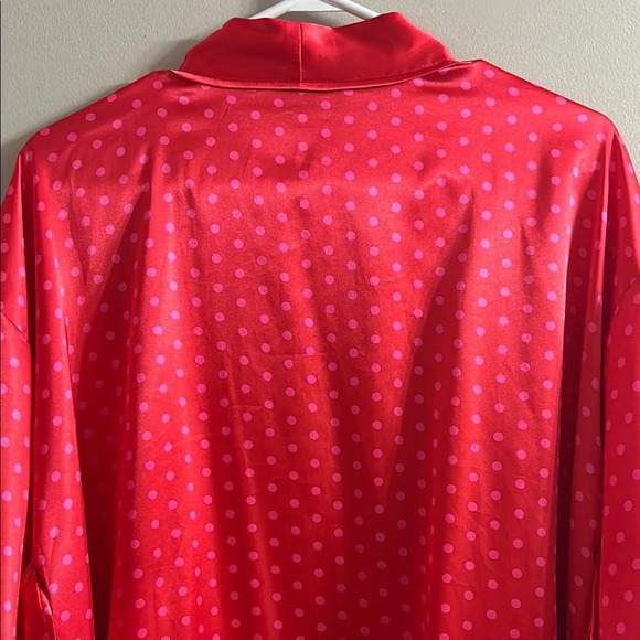 La SENZA Red Satin Robe - Picture 8 of 9